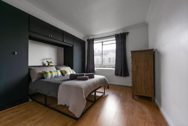 Sherriff Road London Luaran gambar